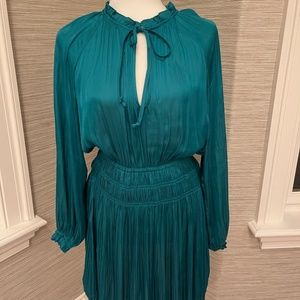 Stunning Teal Dress
